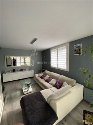 t4 à la vente -   13300  SALON DE PROVENCE, surface 82 m2 vente t4 - UBI461098607